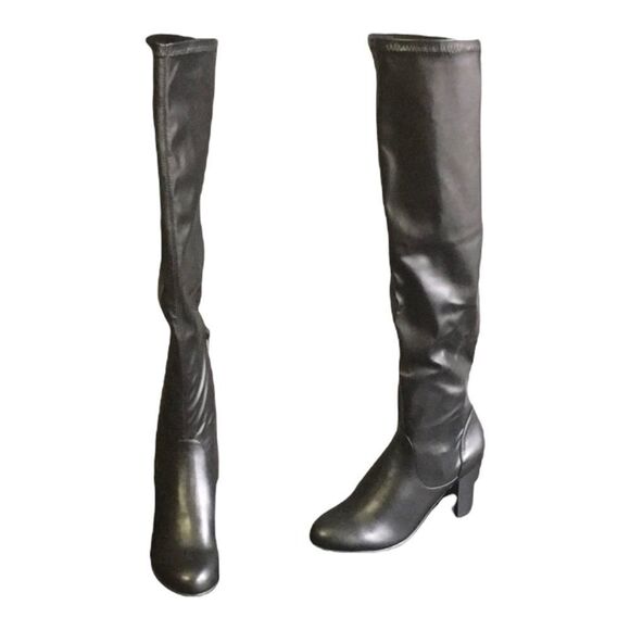 New Kenneth Cole  - Picture 1 of 6